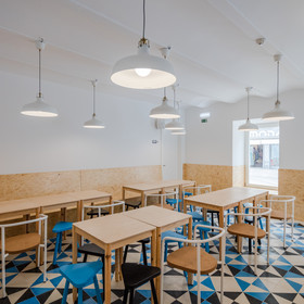 Conii Hostel & Suites