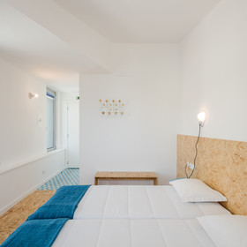 Conii Hostel & Suites