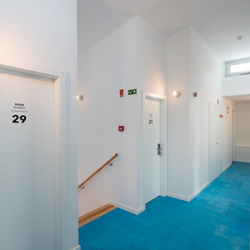 Conii Hostel & Suites