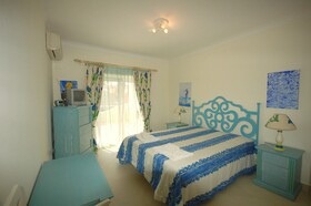 Ondamoura Condominio