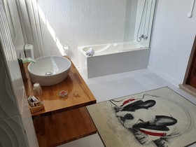 Urban Suites Terrace & Bar
