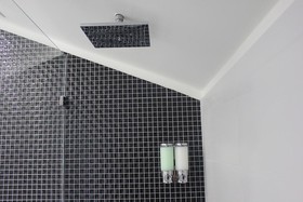 Hotel M