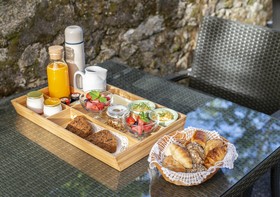 Rosário Luxury Suites by Oporto Collection