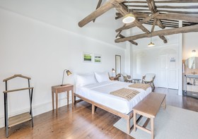 Rosário Luxury Suites by Oporto Collection