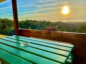 Montum Farm Living