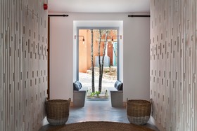 Luz Houses