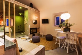 Luz Houses