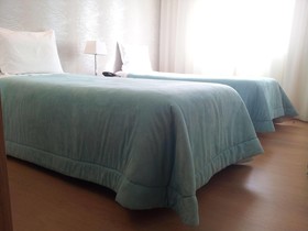 Laurus Hotel