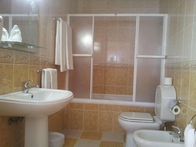 Laurus Hotel