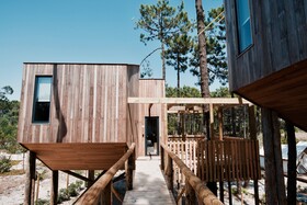 Bukubaki Eco Surf Resort