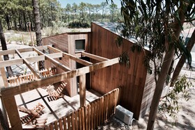 Bukubaki Eco Surf Resort