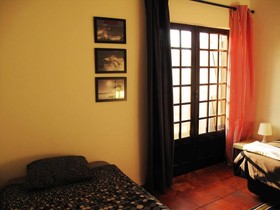 Surf Moments House & School
