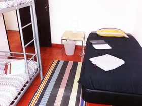 Surf Moments House & School