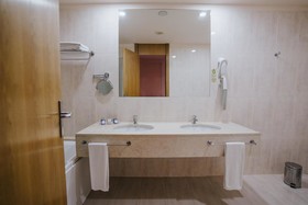 Premium Maia Hotel