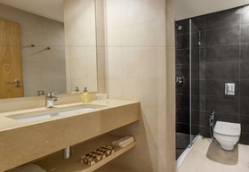 Almada Domus