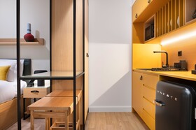 Bfresh Hotel