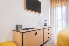 Bfresh Hotel