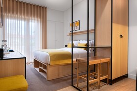 Bfresh Hotel