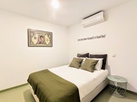 Bombarda Cinema Apartments