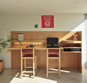 ibis Porto São João