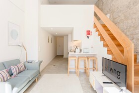 Liiiving In Porto Terrace & Sunny Apartment