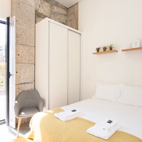 Liiiving In Porto Terrace & Sunny Apartment