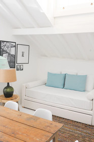 Mo House Guesthouse