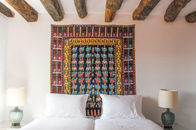 Mo House Guesthouse