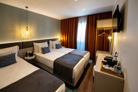 Duplo Charme Boutique Hotel