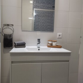 Caparica Poshtel, An Luxury Hostel