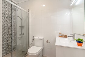 Caparica Poshtel, An Luxury Hostel