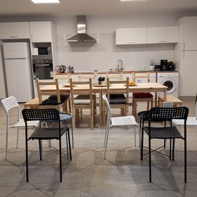 Caparica Poshtel, An Luxury Hostel