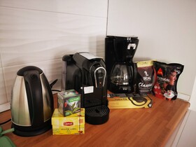 Caparica Poshtel, An Luxury Hostel