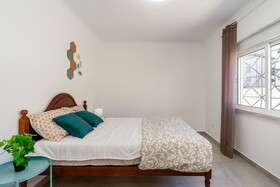 Caparica Poshtel, An Luxury Hostel