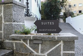 4U Lisbon Airport Suites