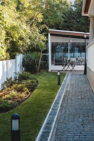 4U Lisbon Airport Suites