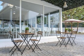 4U Lisbon Airport Suites