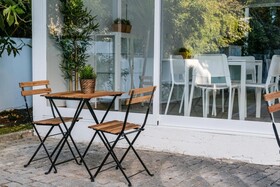 4U Lisbon Airport Suites