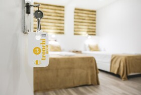 4U Lisbon Airport Suites