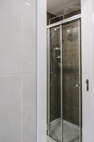 4U Lisbon Airport Suites