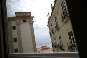 Alfama Right Point