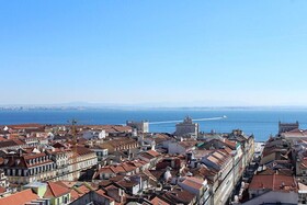 Alfama Right Point