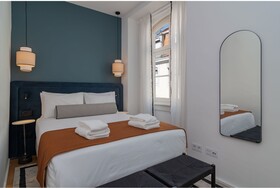 Ando Living Townhouse - Santa Justa 77