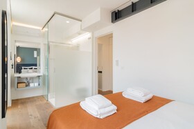 Ando Living Townhouse - Santa Justa 77