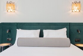 Ando Living Townhouse - Santa Justa 77