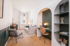 Ando Living Townhouse - Santa Justa 77