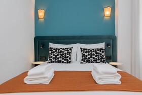 Ando Living Townhouse - Santa Justa 77