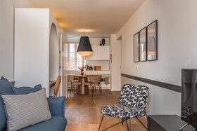 Ando Living Townhouse - Santa Justa 77