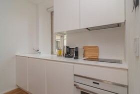Ando Living Townhouse - Santa Justa 77