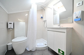 Famous Crows Guest House